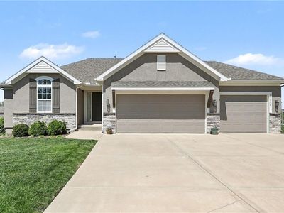 21106 W 190th Ter