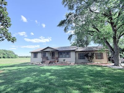 1095 E Base Line Rd