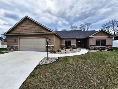 3990 Kings Pass