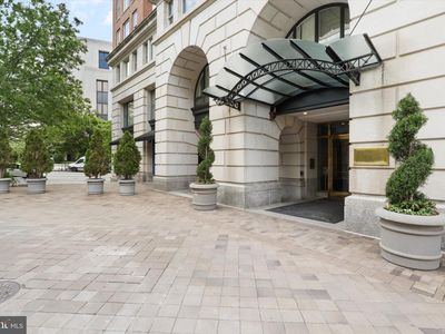 601 Pennsylvania Ave NW APT 1103N