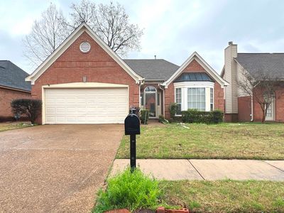 9347 Garden Woods Dr