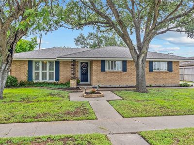 922 Meadowbrook Dr