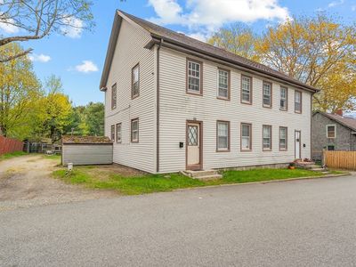 Property at 5 Seven Beeden Pl, Westport, MA