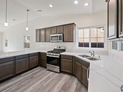 855 Bougainvillea Ct