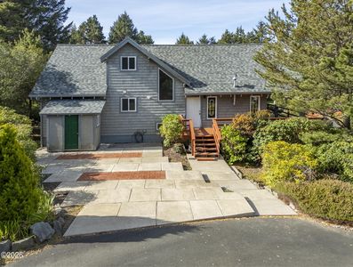 1365 SW Ocean Ter