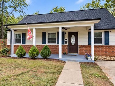Property at 107 Jenkins Ct, Manassas Park, VA