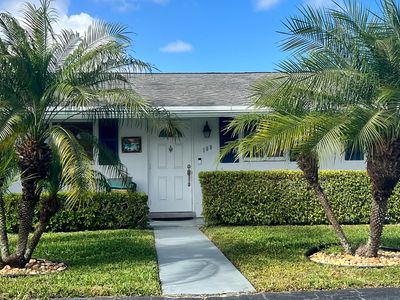 2017 SW Golf Lane #109