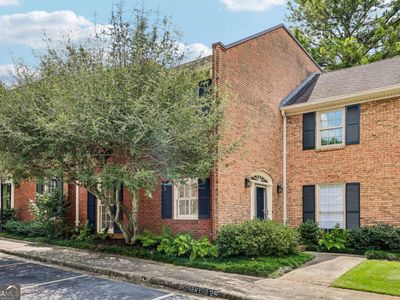 11 Kings Walk NE