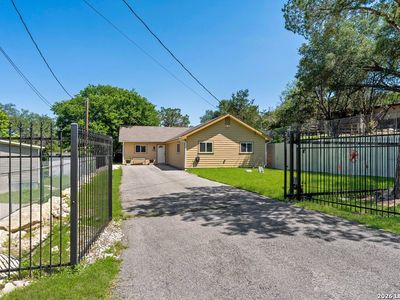 Property at 735 Green Castle Pl, Canyon Lake, TX