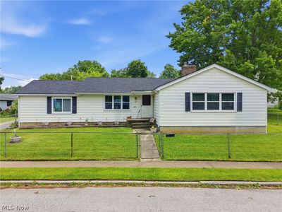 14 N Cross St
