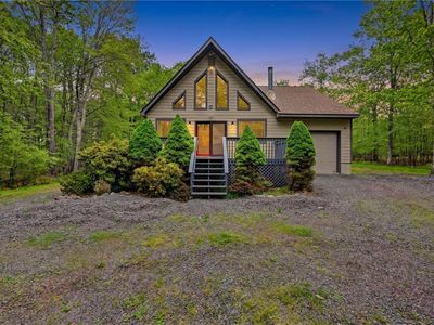 325 Moseywood Rd