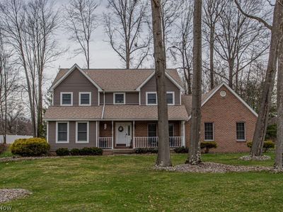 2218 Crestmont Dr
