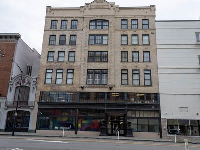 315 W Riverside Ave Suite 504