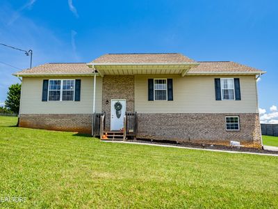 Property at 157 Ridgefield Dr, Dandridge, TN