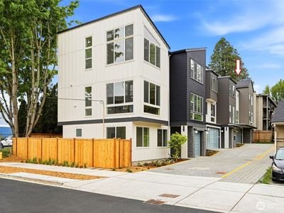 1512 NE 147th Street
