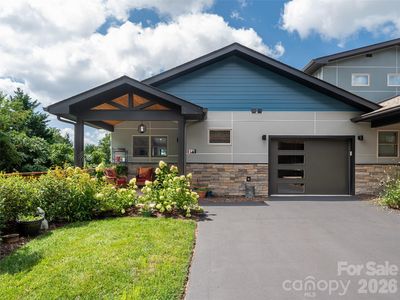 309 Ava Ln