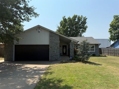 3608 S Sycamore Ave