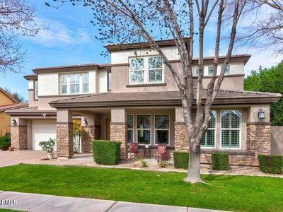 3744 E Sierra Madre Ave