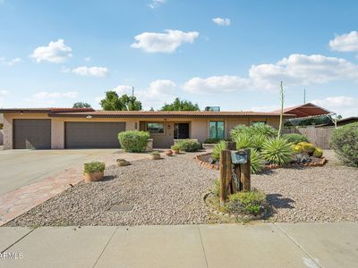 5040 E SHAW BUTTE Drive