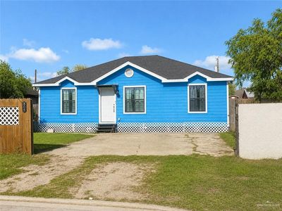305 E Nanette Dr