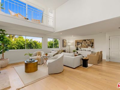 390 S Sepulveda Blvd APT 409