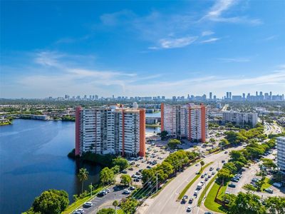1301 NE Miami Gardens Dr 1523w #1523W