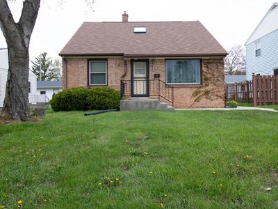 1308 Mackinac AVENUE