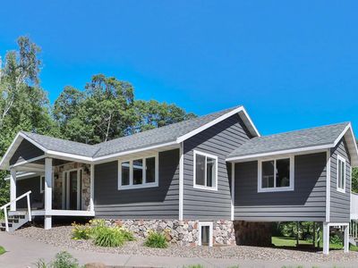 1040 Big Bear Trl SW