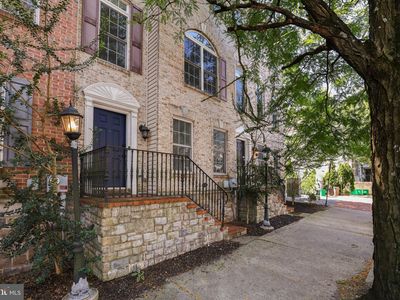 830 W Walnut St UNIT 3