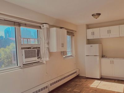 215 Adams St APT 6D
