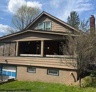 1307 Robin Ln