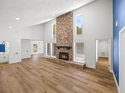 12210 Waldemar Dr