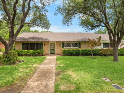 4907 Lake Englewood Dr