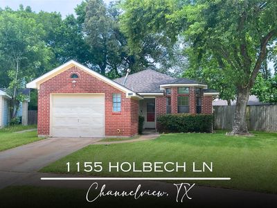 1155 Holbech Ln