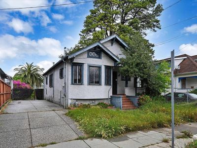 1437 56th Ave