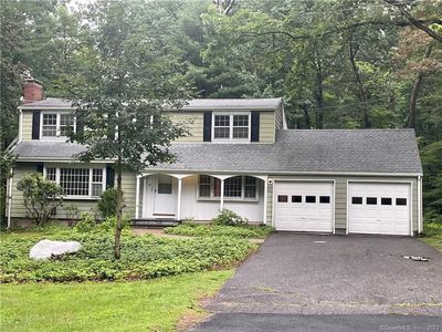 16 Briarwood Drive