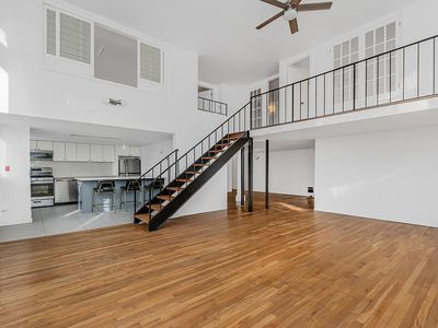305 E 108th St APT 4B