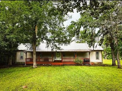 38 Martha Ln