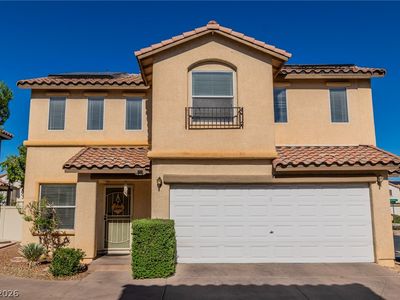 1042 Grand Cerritos Ave