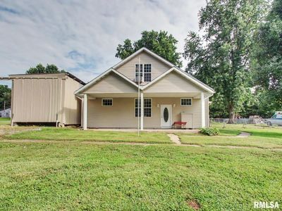Property at 395 W Grand St, Kinderhook, IL