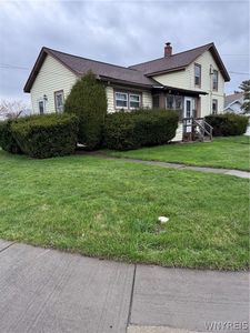 9604 Cayuga Dr