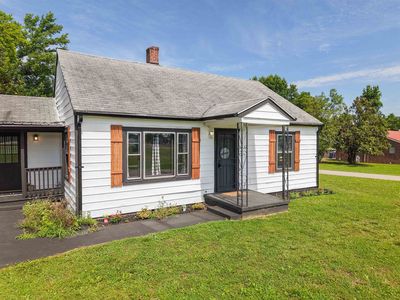 201 Walnut St