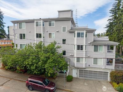 1000 NE 88th Street #304