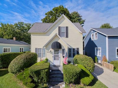 809 Brother St