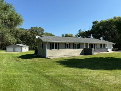 214 W North St