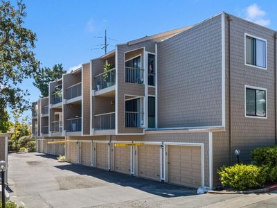 1685 Bayridge Way APT 203