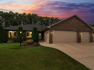 290 Royal Saint Pats Dr