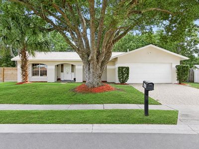 1442 CANTERBURY CIRCLE