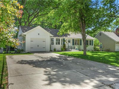 8735 Foster Ln