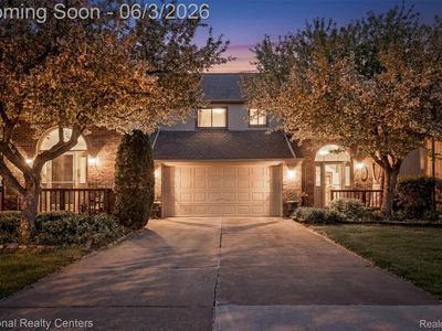 Property at 2203 Rochelle Park Dr, Rochester, MI